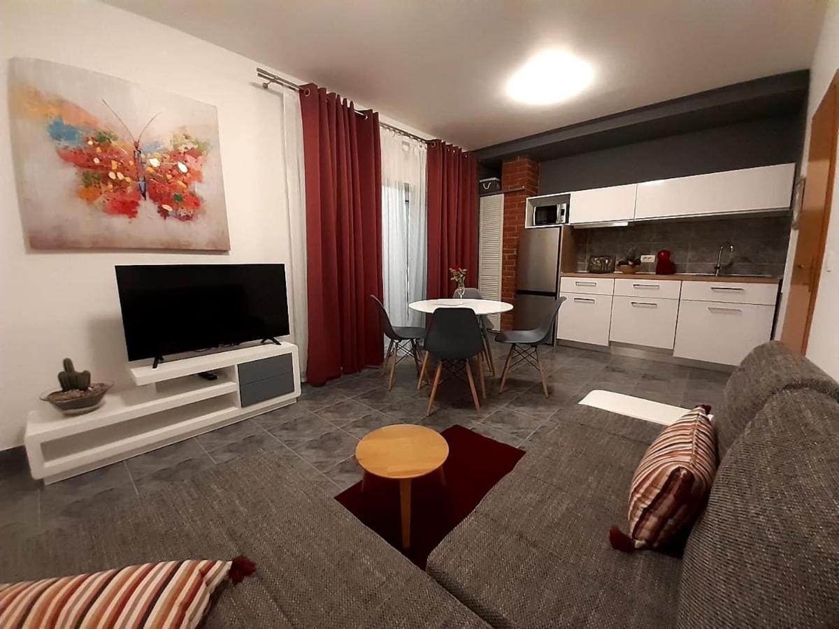 Solis Adriaticum Apartments Jasenice  Exterior photo